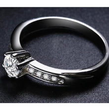 Load image into Gallery viewer, AAA Zircon Ring.