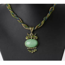 Load image into Gallery viewer, Green Crystal Rhinestone Owl Necklace.