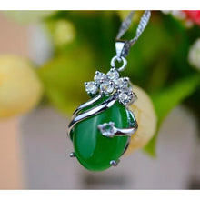 Load image into Gallery viewer, 925 Sterling Silver Natural Malay Stone Necklace.