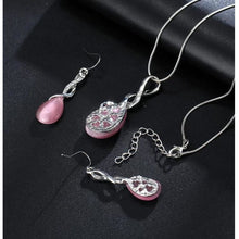 Load image into Gallery viewer, Pink Opal Necklace Set.