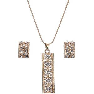 Fashion Necklace Set.