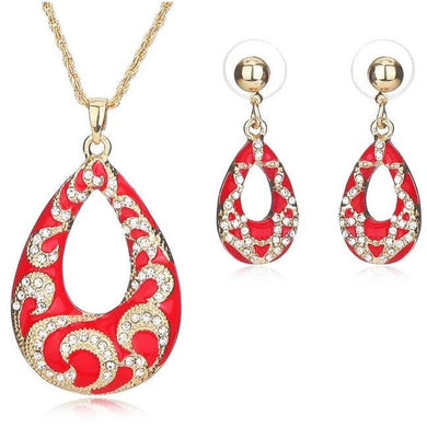 Red Swirl Necklace Set.