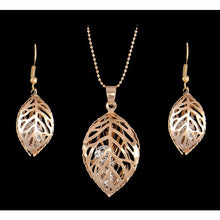 Load image into Gallery viewer, Crystal Leaf Necklace Set.