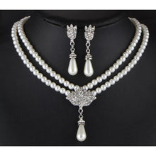 Load image into Gallery viewer, Crystal Pearl Necklace Set.