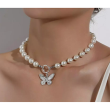 Load image into Gallery viewer, Butterfly Pearl Choker Necklace