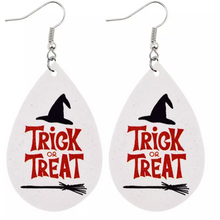 Load image into Gallery viewer, Trick Or Treat Earrings