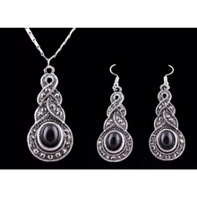 Load image into Gallery viewer, Black Tibetan Necklace Set